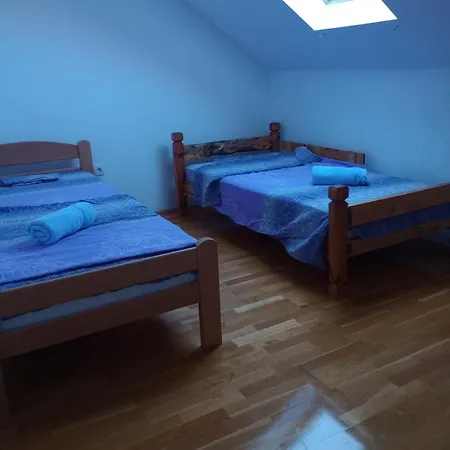 Milenijum * Апатин